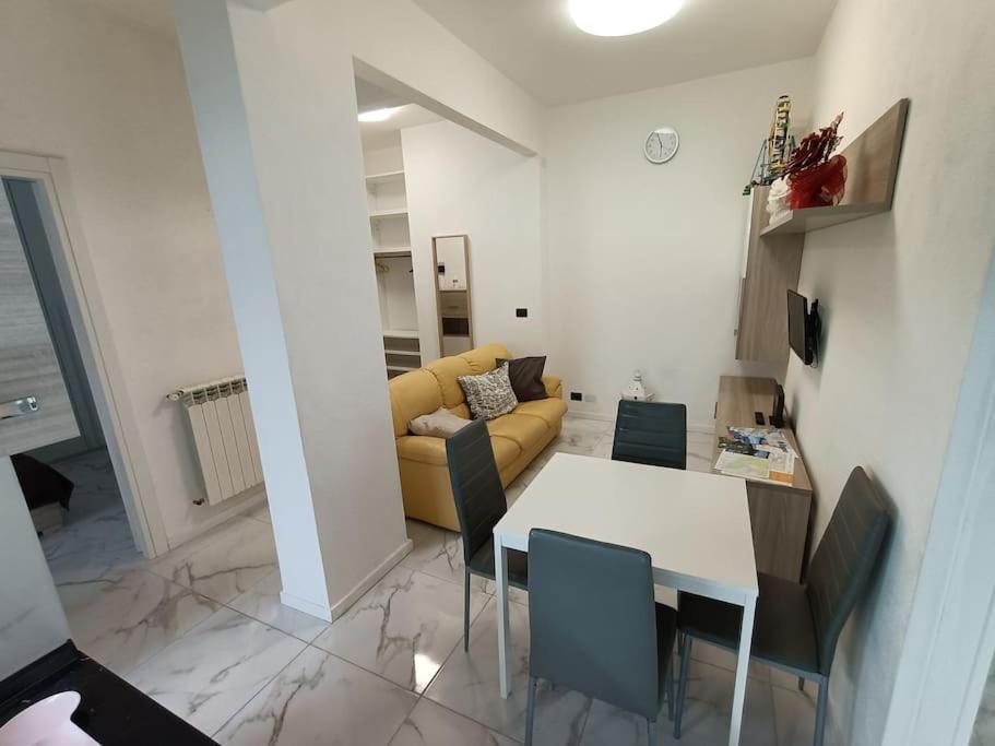 La Casa Di Lila - Appartamento Con Ingresso Indipendente E Spazio Esterno Rapallo Zewnętrze zdjęcie